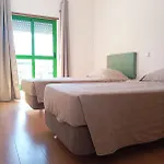 Sweet Romanzeiras Apartment